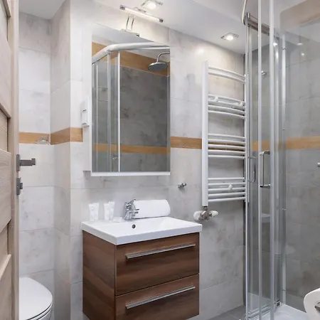 Classic Moniuszki In By Renters Apartament